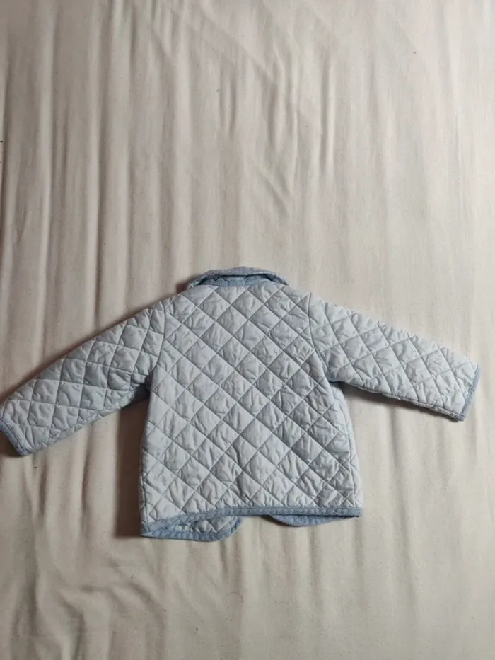 Veste matelassée Benetton Baby bleue ciel taille 9/12 mois - photo numéro 2