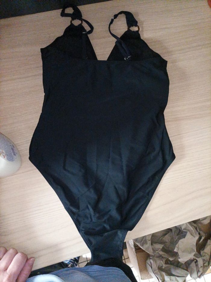 Maillot de bain neuf - photo numéro 5
