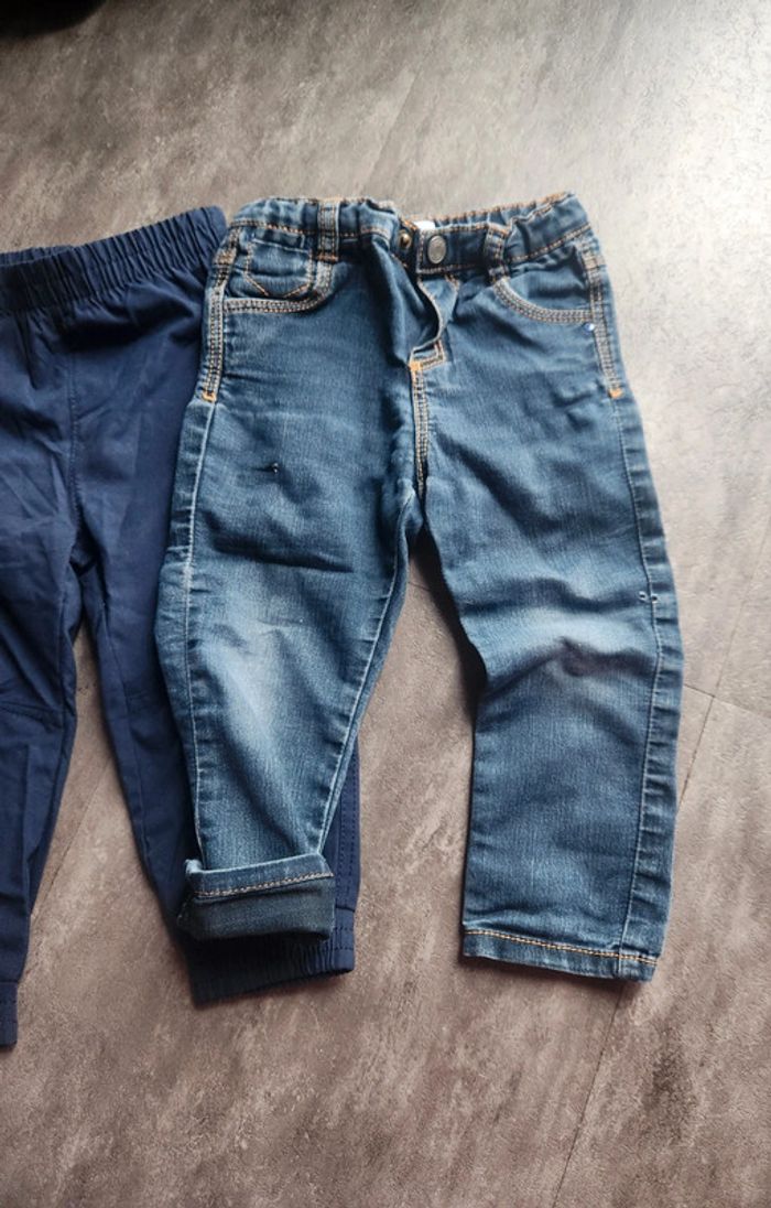 Lot pantalon bébé 18 mois - photo numéro 2