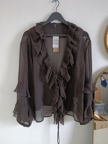 Blouse volant manches longues fluide marron Kiabi