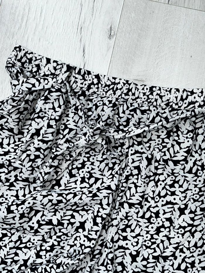 Short 42 - photo numéro 2