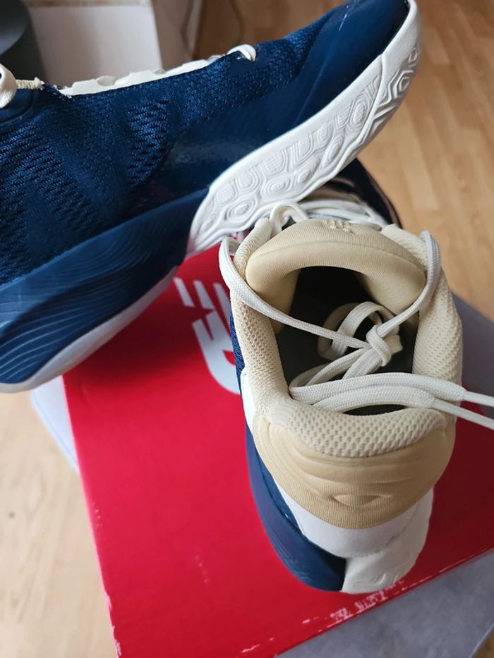 🔥A saisir🔥New Balance CH Two Way T.44,5🏀 - photo numéro 5
