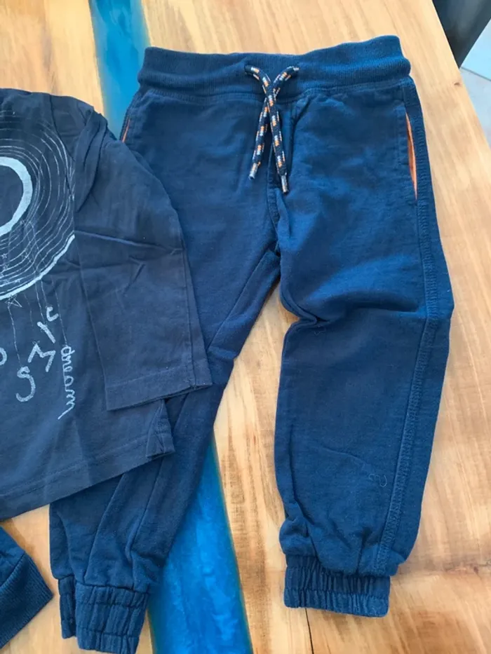 Survêtement ensemble 3 pièces Oz taille 3 ans - photo numéro 4