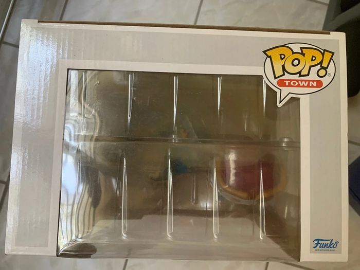 funko pop "town" 27 albus dumbledore avec poudlard / albus dumbledore with hogwarts - photo numéro 2
