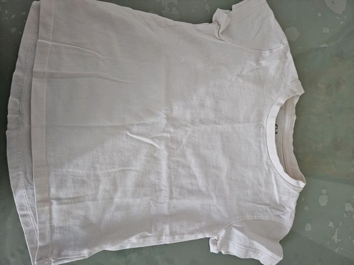 Tee shirt