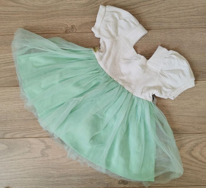 Robe en tulle 9/12 mois - photo numéro 4