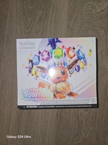 Pokemon coffret dresseur d'élite etb evolutions prismatiques 8.5 