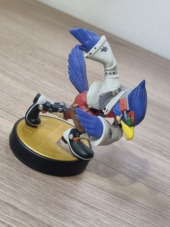 Amiibo falco nintendo