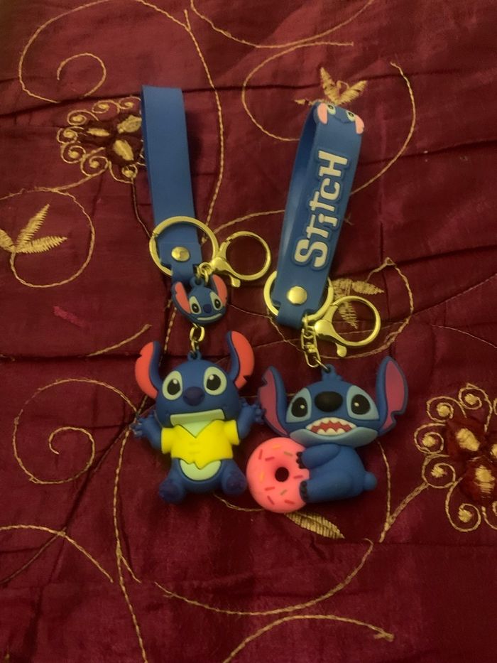 Lot de 2 porte clé Stich - photo numéro 3