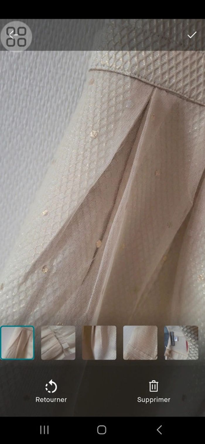 Robe de princesse doré - photo numéro 3