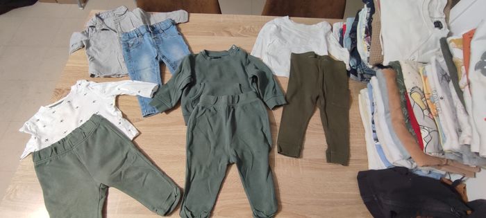 Lot 12 mois garçon - photo numéro 3