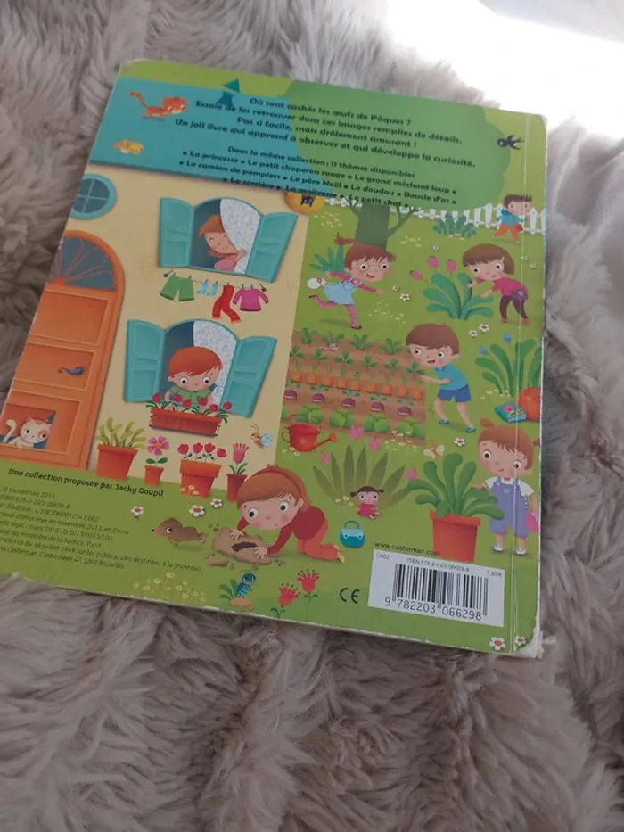 Livre où sont cachés les œufs de pâques - photo numéro 3