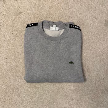 Sweat Lacoste : Taille M  