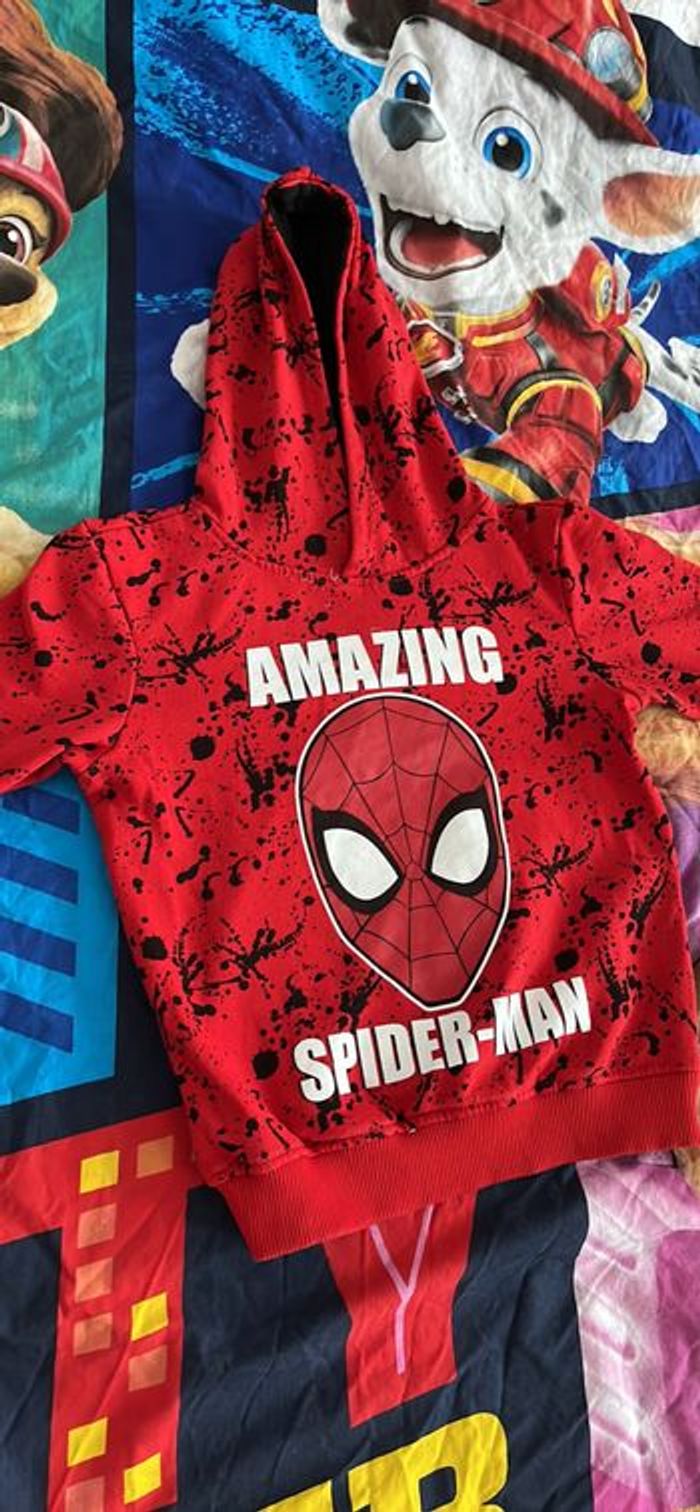 Sweat-shirt spider man taille 6 ans