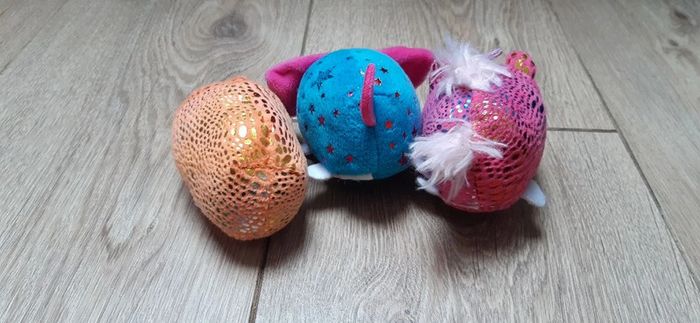 Lot de 3 petites peluches "cool surprises" one two fun - photo numéro 3