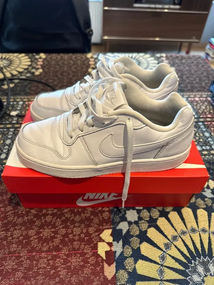 Nike Ebernon Low pointure 38,5 EUR - photo numéro 2
