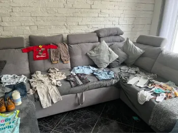 Bac à vêtements marque de 3 a12 mois