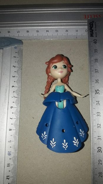 Reine des Neiges figurine