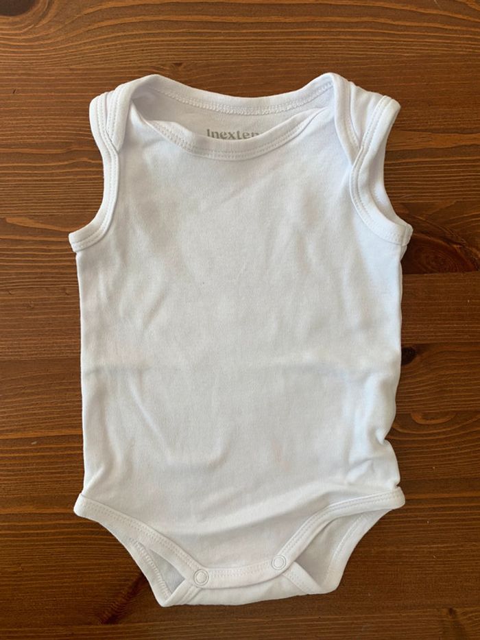 Lot 5 bodies sans manches! - photo numéro 6