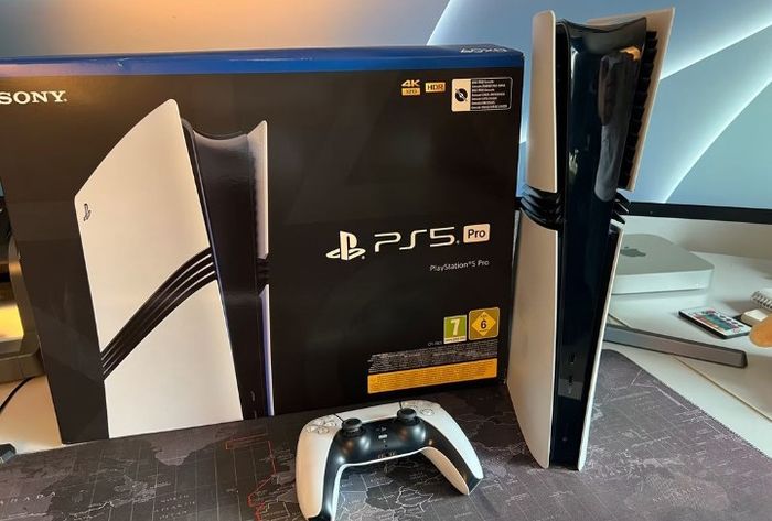 Sony Playstation 5 pro - photo numéro 3
