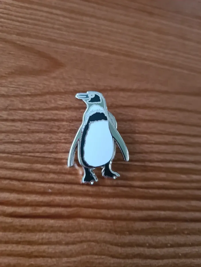 Belle broche manchot pingouin
