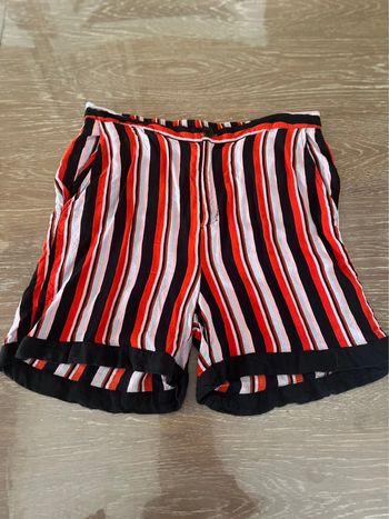 319 - Short rayé