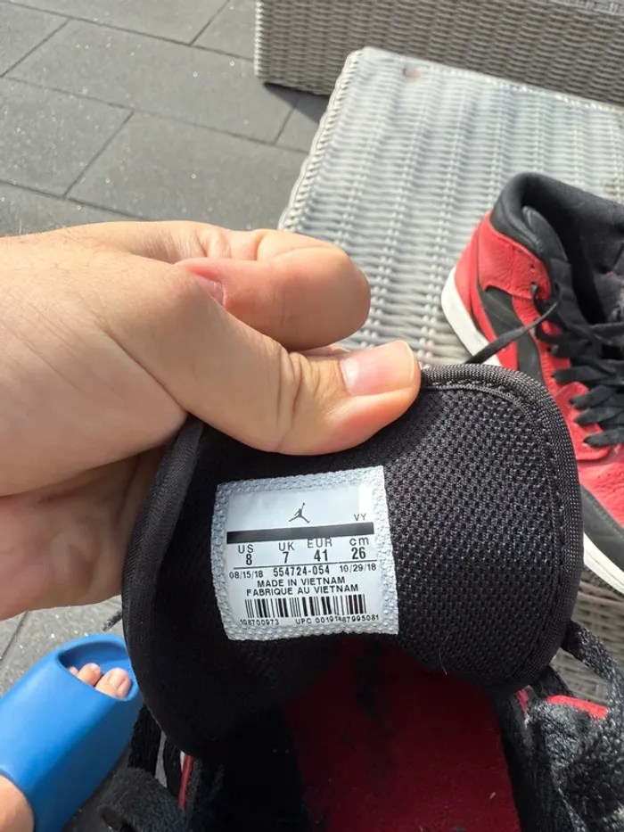 Jordan 1 Mid Reverse Bred rouge et noire - photo numéro 4