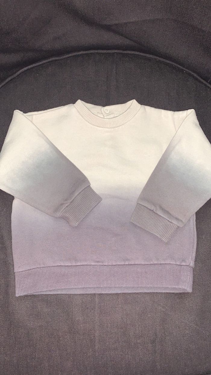 Pull dégradé de gris