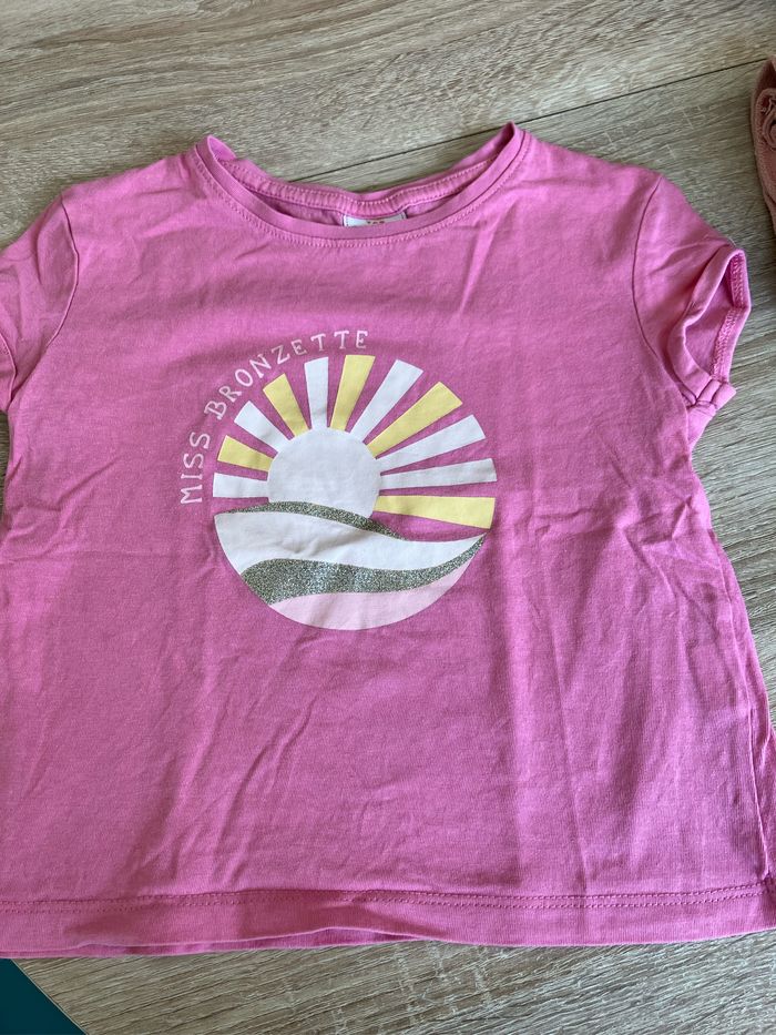 T-shirt rose - photo numéro 2