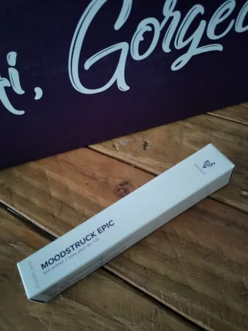 Base pour les cils