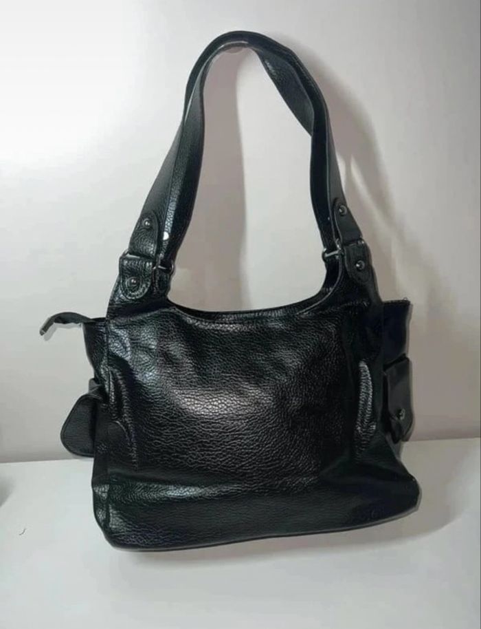 Sac noir goth Y2K croix argentée – Style punk américain tendance, grand format chic et original - photo numéro 2