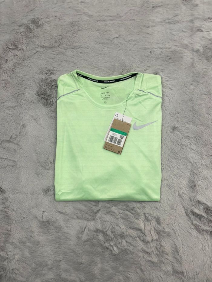 T-shirt Nike running vert fluo 💚 Taille XL