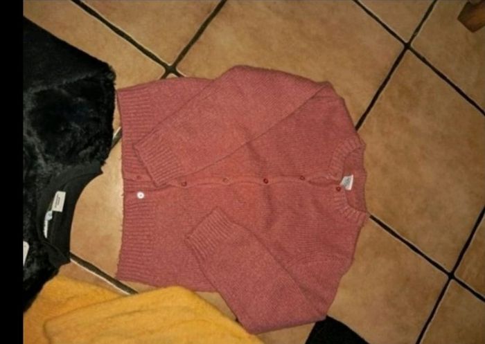 Lot vetement fille 6 ans - photo numéro 8