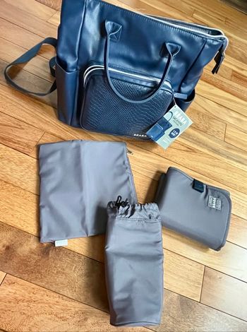 Sac a dos a langer kyoto Beaba bleu jamais utilisé