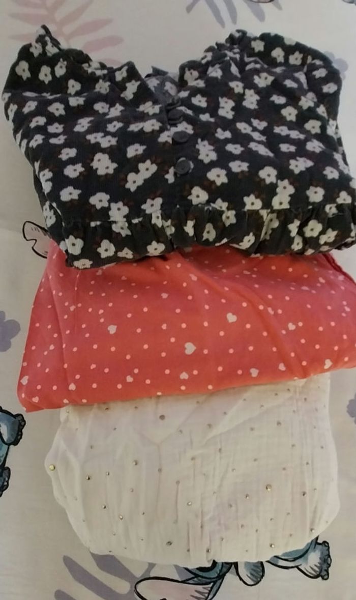 Vetements filles 8 ans (lot)