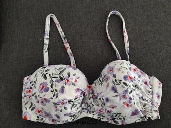 Haut maillot de bain fleurs h&m (80C EUR/95C)