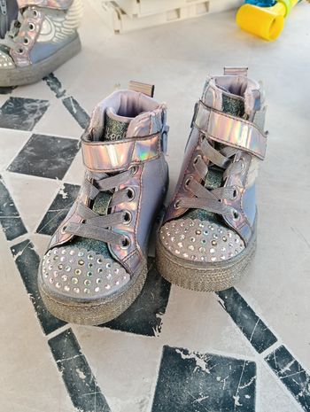 Skechers 22 irisé et lumineuses