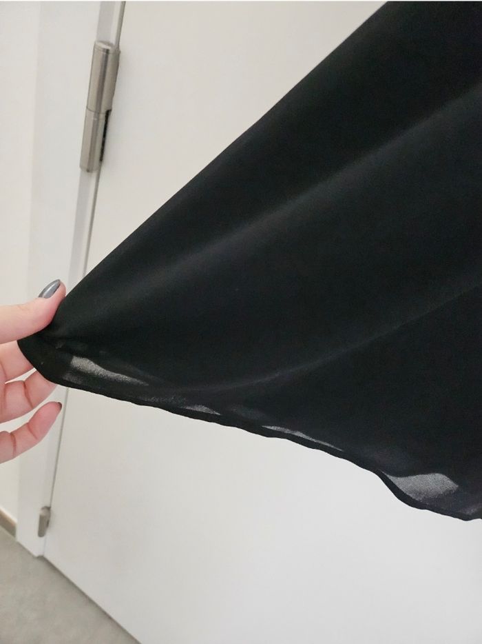 Robe noire - photo numéro 5