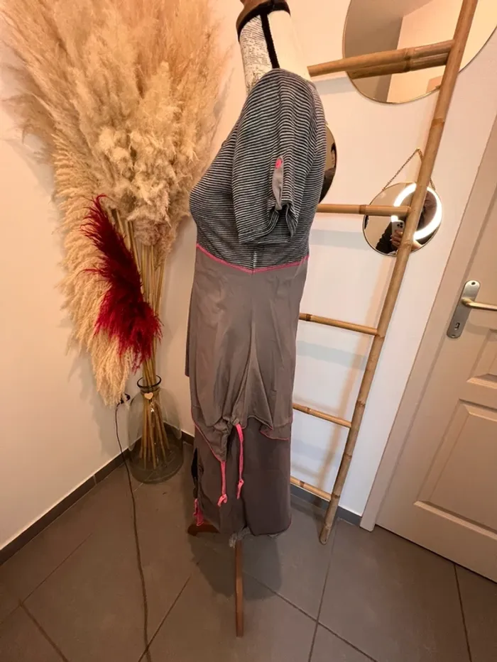 Ensemble haut et jupe - photo numéro 6
