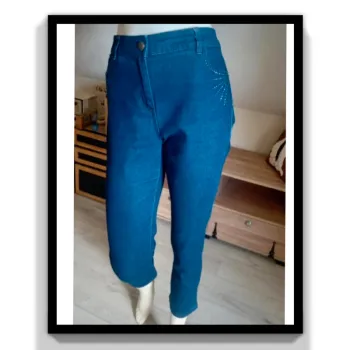 Jean avec strass taille 42