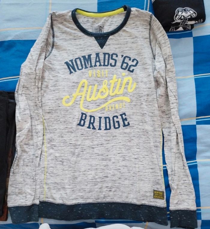 T-shirts manches longues taille 14 ans