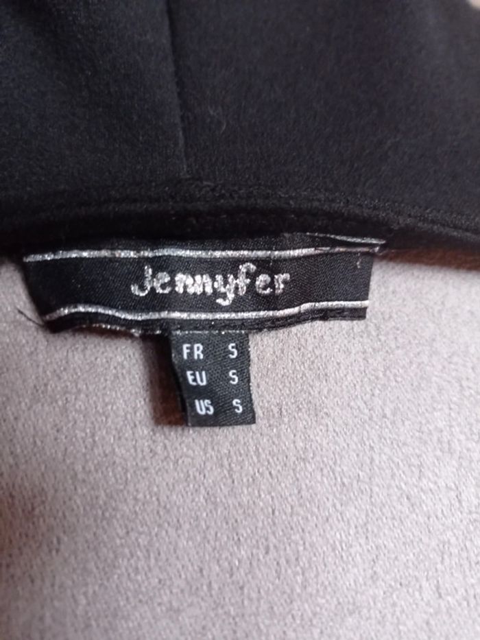 Robe noire - photo numéro 6