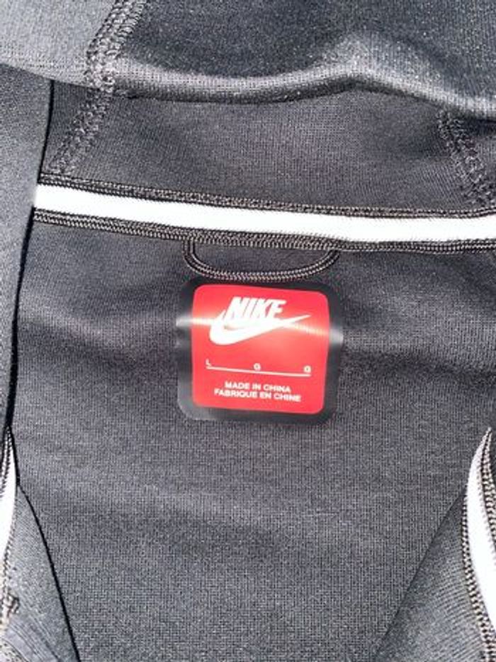 Ensemble Nike tech noir - photo numéro 4