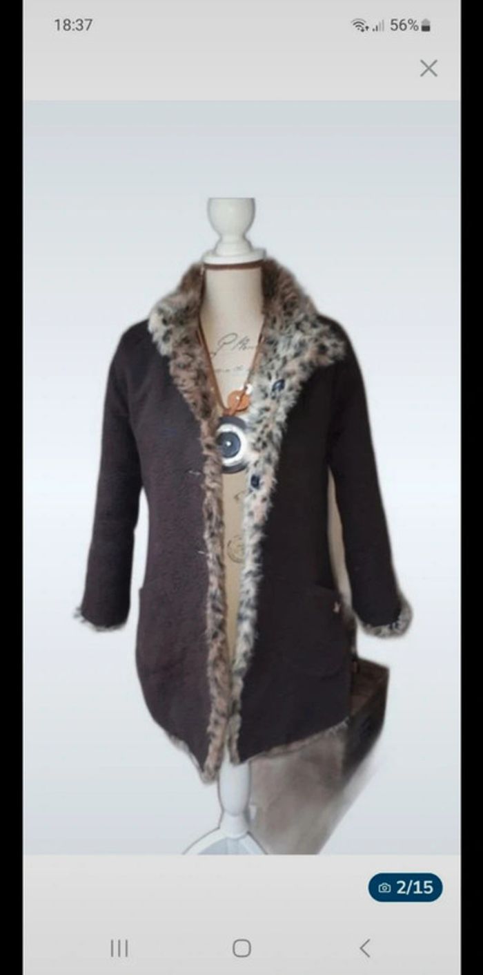 Manteau réversible marron
fausse fourrure léopard Kenzo ;