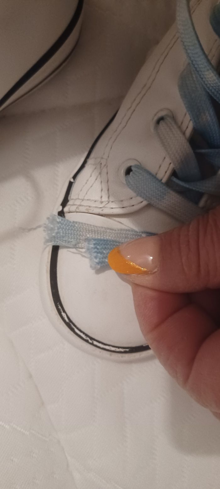 Très belle paire de baskets montante fille Pointure 32 - photo numéro 10