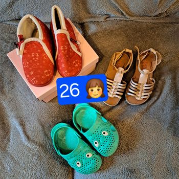Lot de 3 paires de chaussures fille Pointure 26