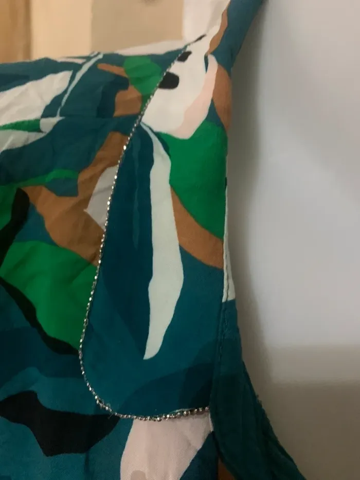 Blouse Captain tortue taille 44 taille 2XL manches longues tres bon état bleue roi motif coloré - photo numéro 4