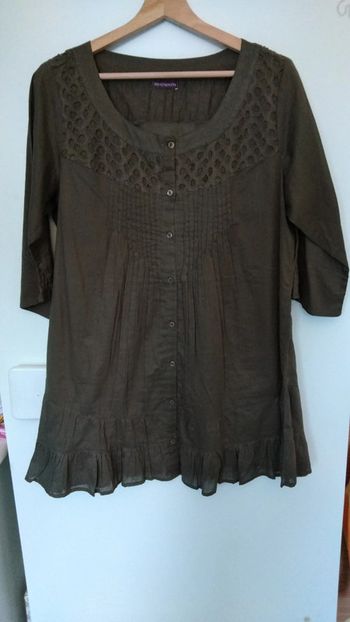 Robe ou tunique kaki, taille 44, neuve