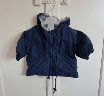 Manteau cyrillus  à capuche 9-12mois