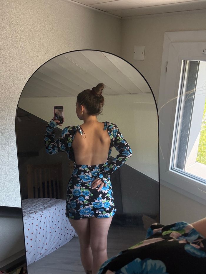 Robe Zara dos nu